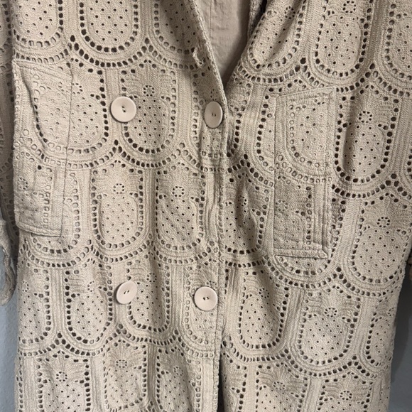 FARM Rio Beige Eyelet Jacket - Picture 4 of 4